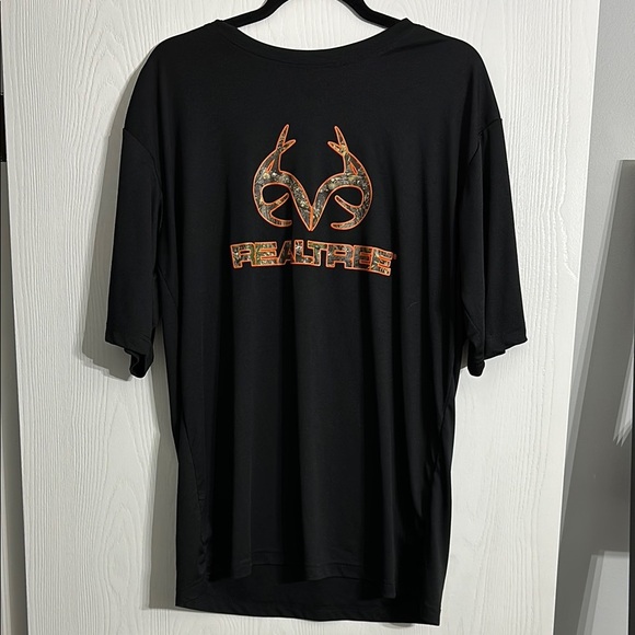 Realtree Black Short Sleeve Tee with Antler Graphic - Picture 1 of 3